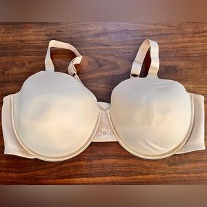 Vanity Fair back smoothing bra